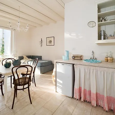 Sleeps 7 Pool Air Con Wifi Villa