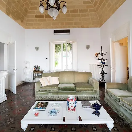 Sleeps 7 Pool Air Con Wifi L'Addolorata