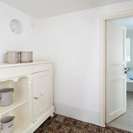 Sleeps 7 Pool Air Con Wifi Villa L'Addolorata