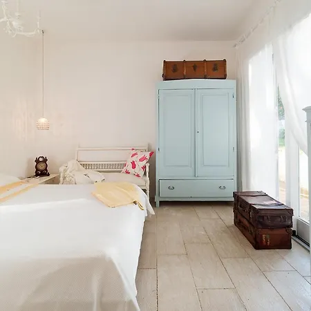 Sleeps 7 Pool Air Con Wifi *